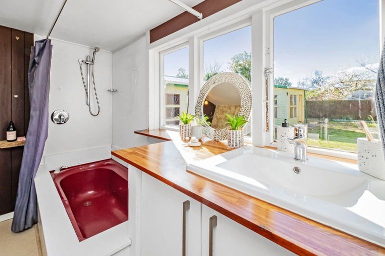 Photo of property in 20 Broadway Avenue, Waikuku Beach, 7473