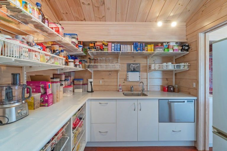 Photo of property in 132 Harbour Drive, Matarangi, Whitianga, 3592