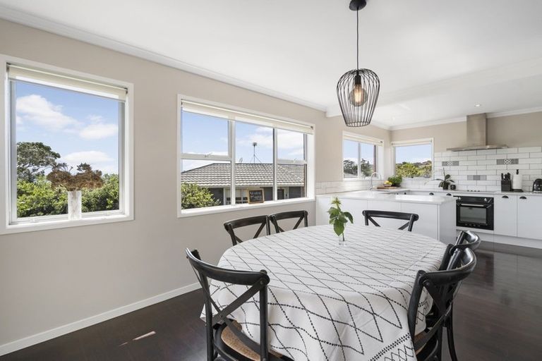 Photo of property in 6a Reydon Place, Cockle Bay, Auckland, 2014