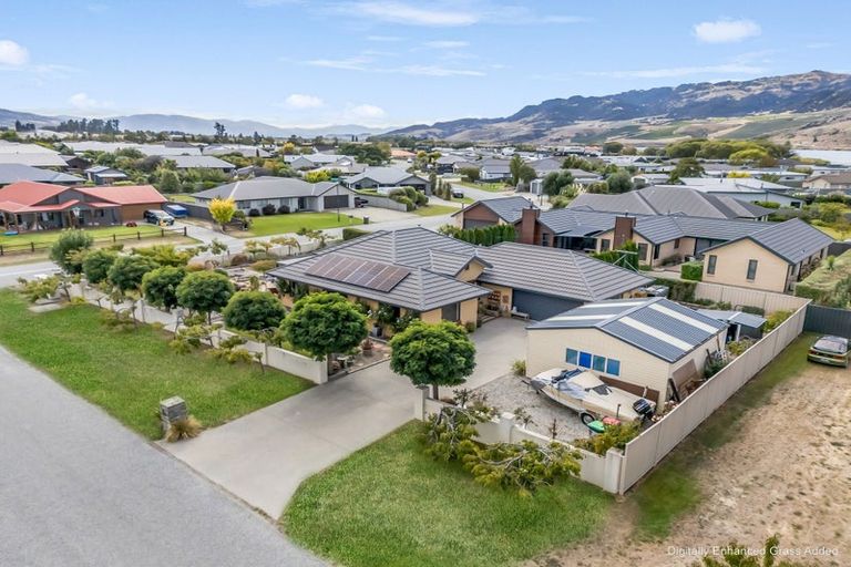 Photo of property in 10 Ethereal Crescent, Mount Pisa, Cromwell, 9383