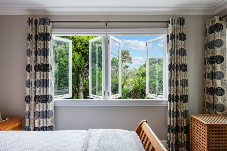 Photo of property in 10 Westridge Road, Titirangi, Auckland, 0604