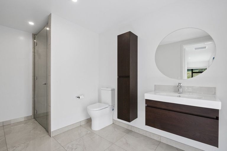 Photo of property in 6 The Fairways, Kinloch, Taupo, 3377