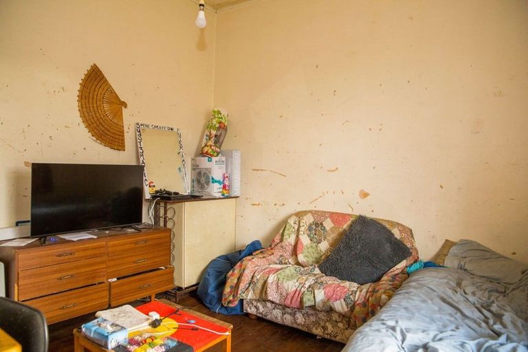 Photo of property in 38 Tennyson Street, Dannevirke, 4930