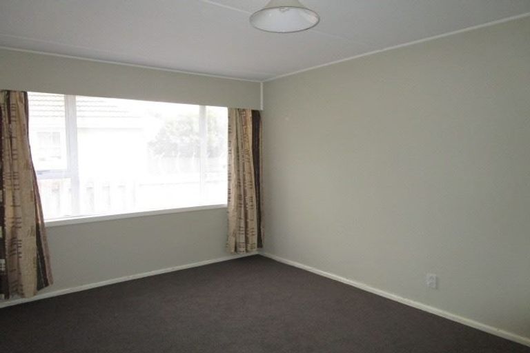 Photo of property in 12 Hooker Avenue, Bryndwr, Christchurch, 8053