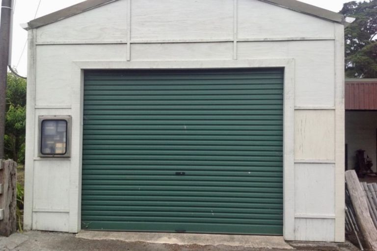 Photo of property in 1406 Devon Road, Brixton, Waitara, 4382