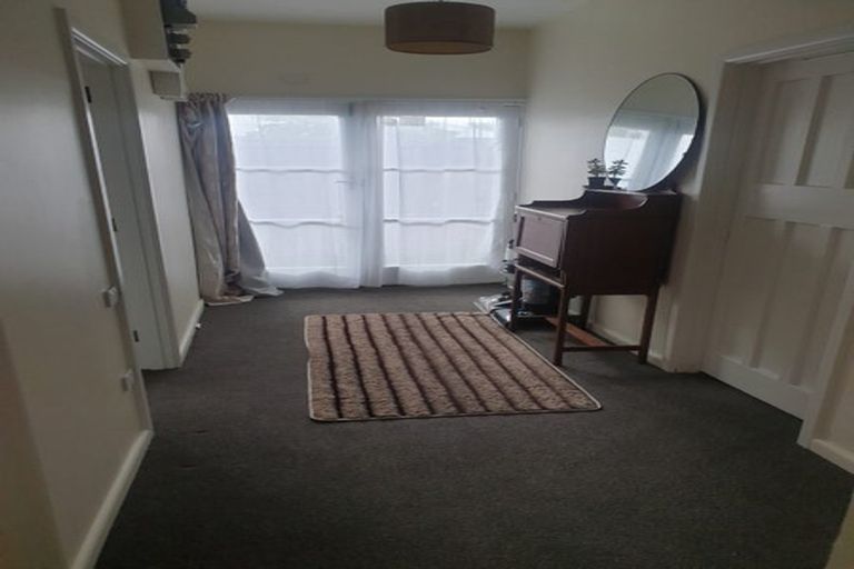 Photo of property in 345 Ferry Road, Waltham, Christchurch, 8011