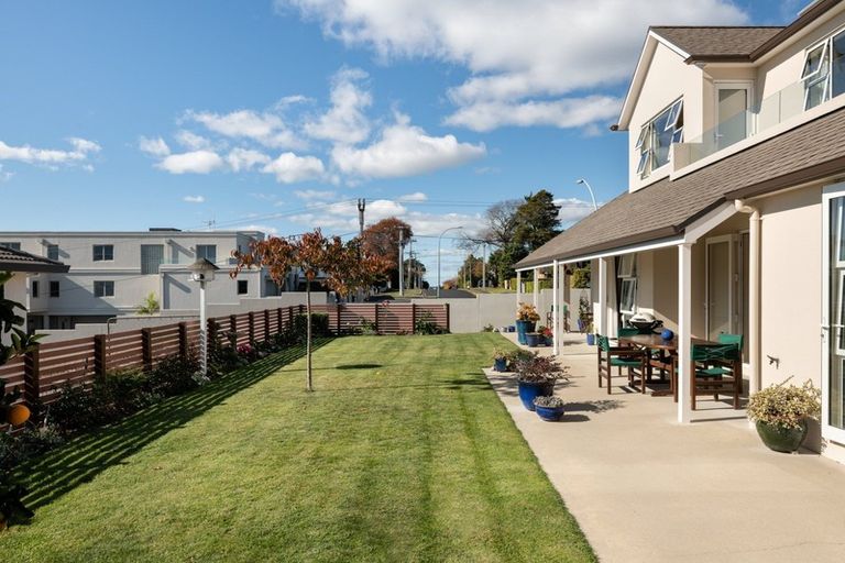 Photo of property in 444 Otumoetai Road, Otumoetai, Tauranga, 3110