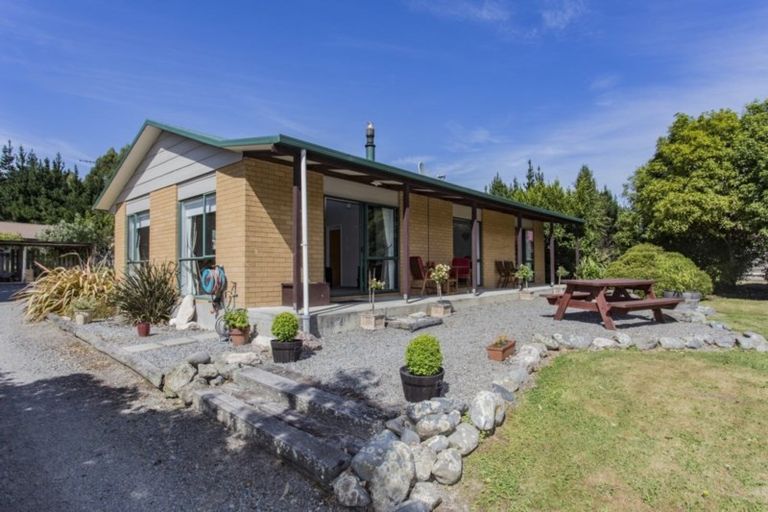 Photo of property in 1707 Cust Road, Cust, 7471