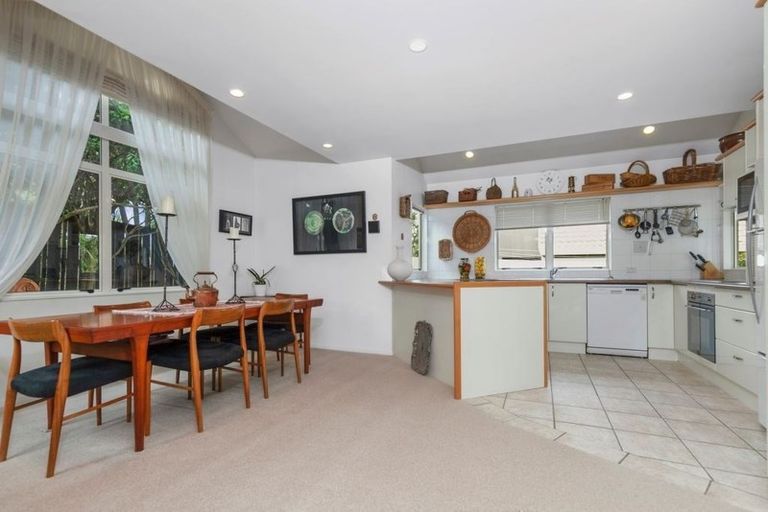 Photo of property in 5/26 Eversleigh Road, Belmont, Auckland, 0622