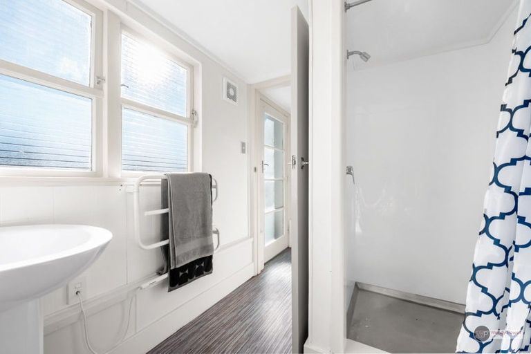 Photo of property in 1 Beecham Grove, Epuni, Lower Hutt, 5011