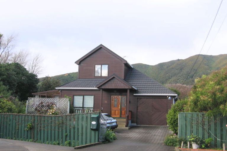 Photo of property in 18 Heath Grove, Waiwhetu, Lower Hutt, 5010