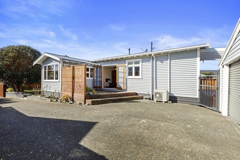 Photo of property in 23 Stellin Street, Boulcott, Lower Hutt, 5011
