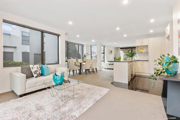 Photo of property in 20 Mohua Avenue, Takanini, 2112