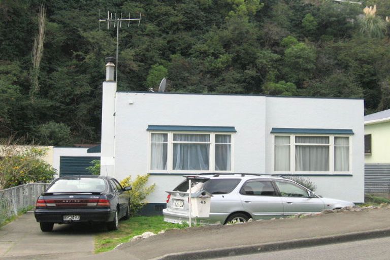 Photo of property in 45 Burns Road, Hospital Hill, Napier, 4110
