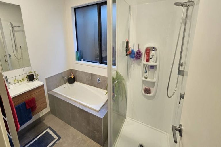 Photo of property in 38 Leathem Crescent, Pokeno, 2402