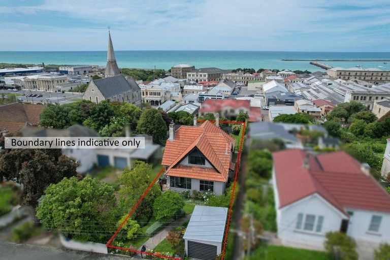 Photo of property in 11 Wharfe Street, South Hill, Oamaru, 9400