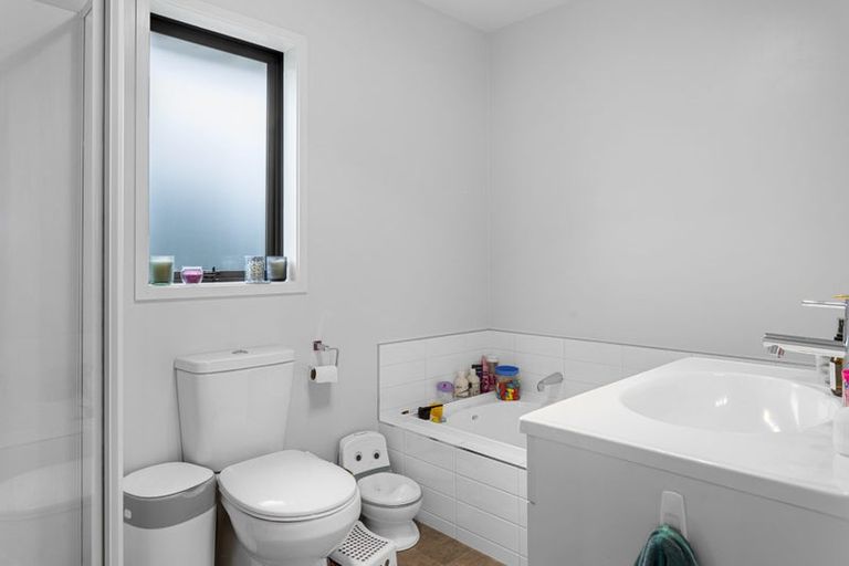 Photo of property in 20 Wallingford Crescent, Rolleston, 7615