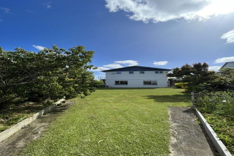 Photo of property in 5 Thurso Grove, Papakowhai, Porirua, 5024