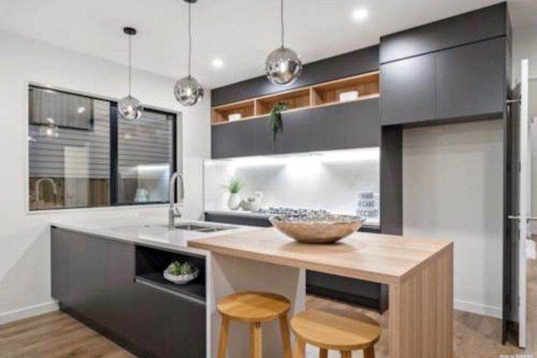 Photo of property in 44 Dungloe Avenue, Flat Bush, Auckland, 2019