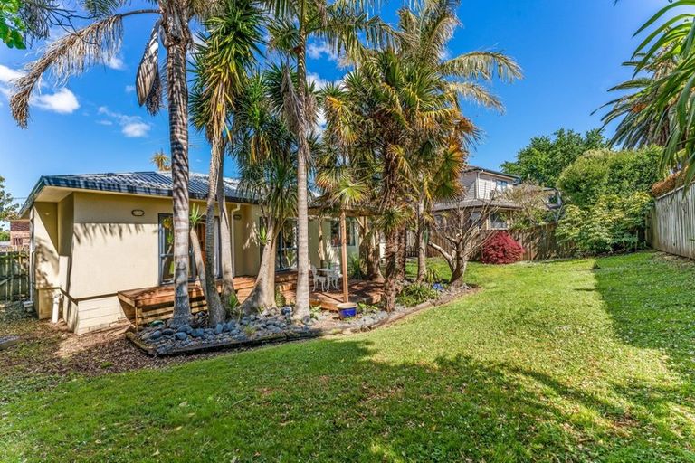 Photo of property in 1/70 Howe Street, Howick, Auckland, 2014