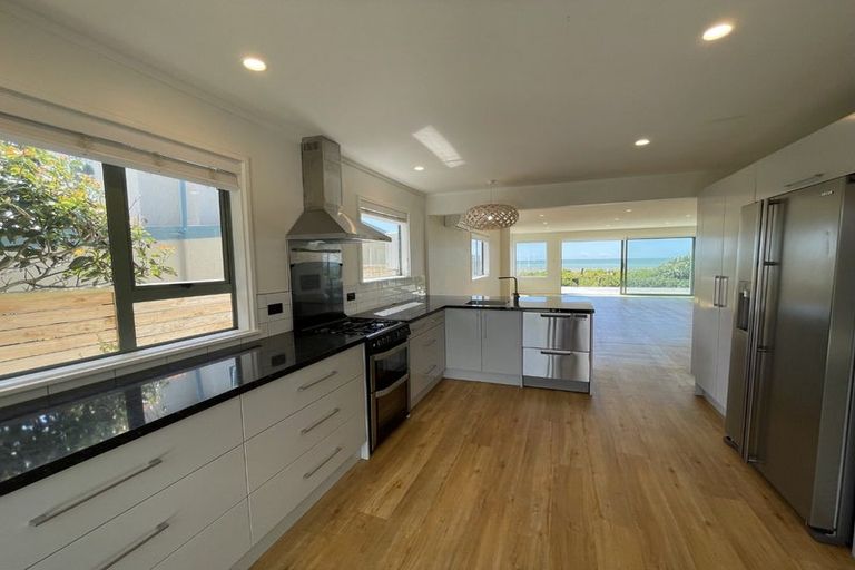 Photo of property in 227 Clifton Road, Te Awanga, 4102