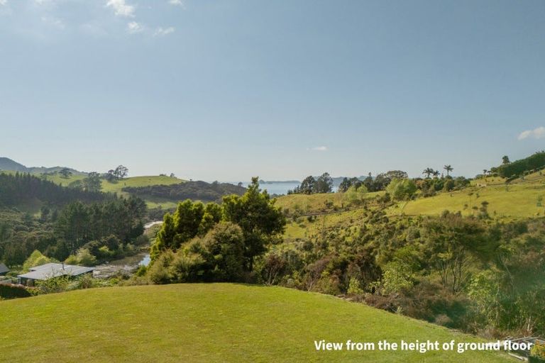 Photo of property in 22 Spikes Way, Whitianga, 3510