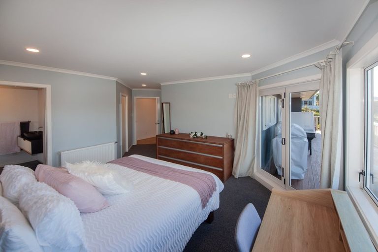 Photo of property in 65 Hawtrey Terrace, Churton Park, Wellington, 6037