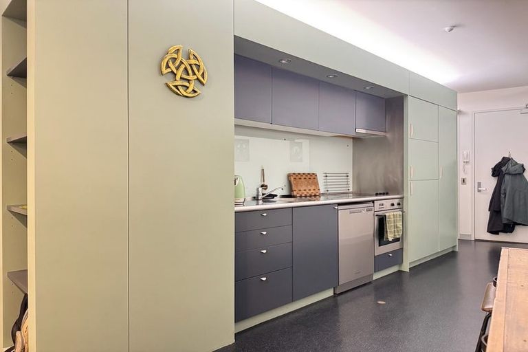 Photo of property in Gerondis Bldg Apartments, 102/60 Willis Street, Wellington Central, Wellington, 6011