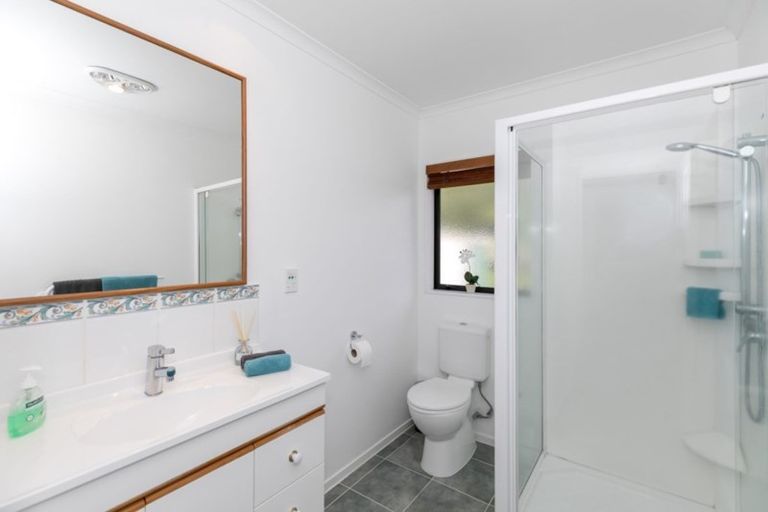 Photo of property in 14 Limousin Place, Grandview Heights, Hamilton, 3200