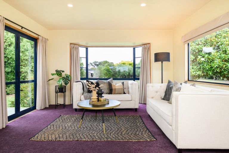 Photo of property in 159 Kawakawa Road, Feilding, 4775