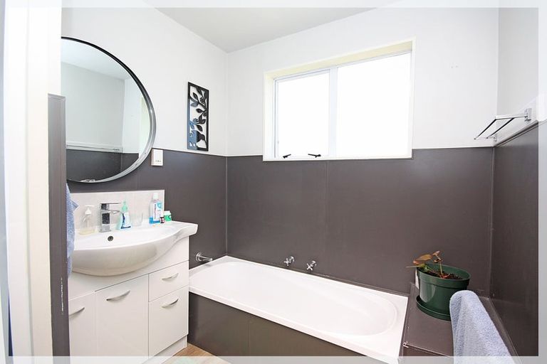 Photo of property in 15a Union Street, Foxton, 4814