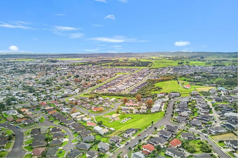 Photo of property in 171 Keri Vista Rise, Papakura, 2110