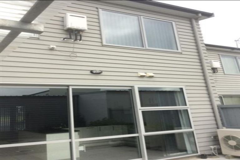 Photo of property in 42 Kuaka Drive, Takanini, 2112