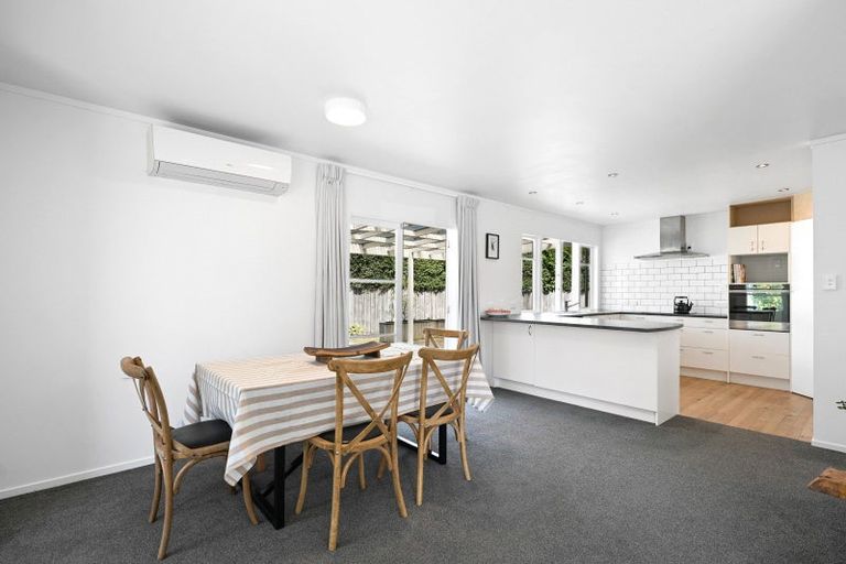 Photo of property in 18 Richmond Street, Cambridge, 3434