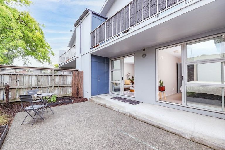 Photo of property in 2/14 Brougham Street, Addington, Christchurch, 8024