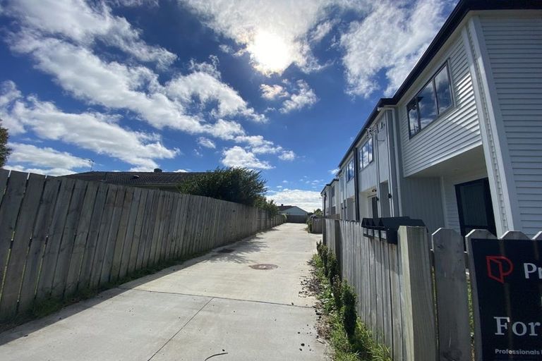 Photo of property in 11a Wimpey Street, Mangere, Auckland, 2022
