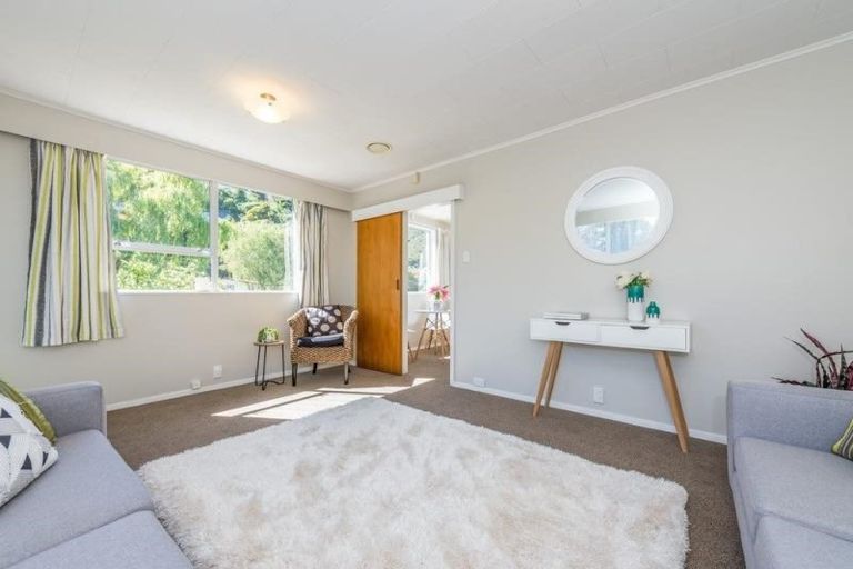 Photo of property in 407a Riverside Drive, Fairfield, Lower Hutt, 5011