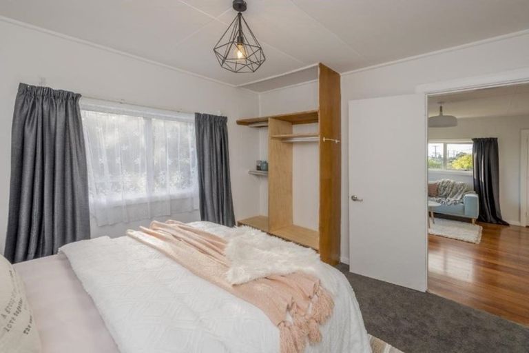 Photo of property in 22 Ngaio Street, Otaki Beach, Otaki, 5512