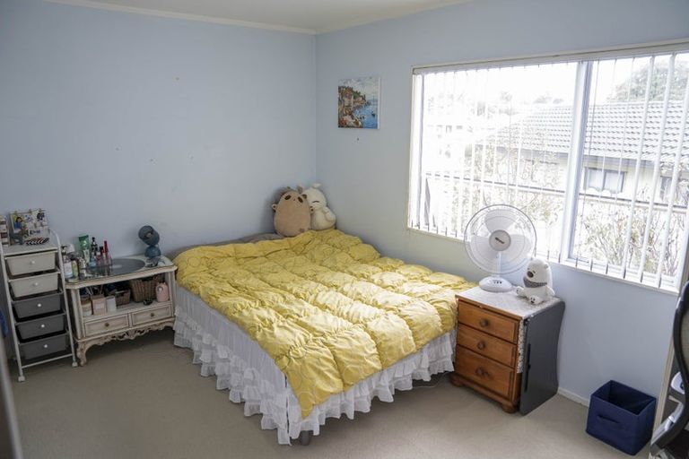 Photo of property in 13 Gala Place, Henderson, Auckland, 0612