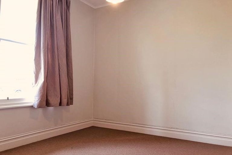 Photo of property in 10 Chapel Street, Papakura, 2110