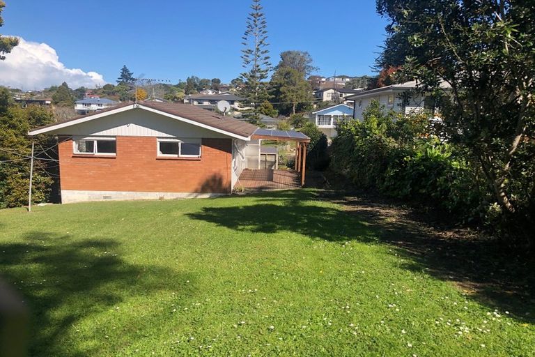 Photo of property in 2/20 Sheridan Drive, New Lynn, Auckland, 0600