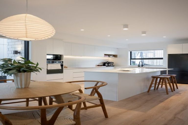 Photo of property in 12 Papai Lane, Massey, Auckland, 0614