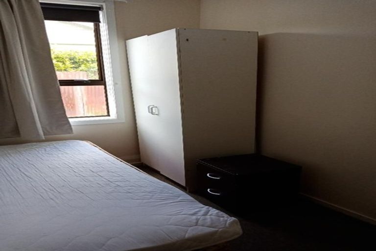 Photo of property in 35 Bay Street, Petone, Lower Hutt, 5012