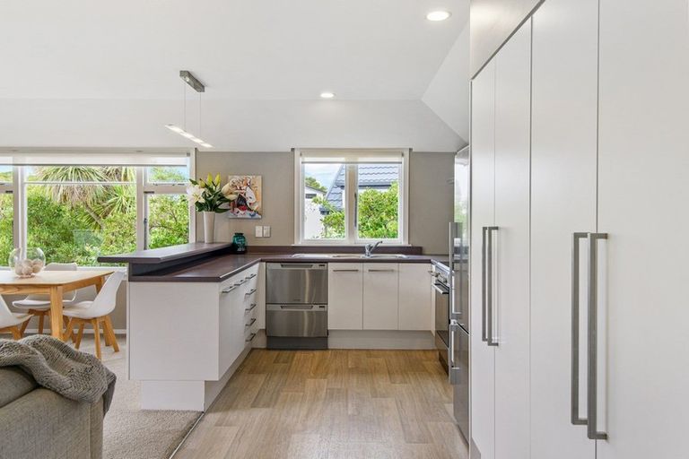 Photo of property in 40 Celia Street, Redcliffs, Christchurch, 8081