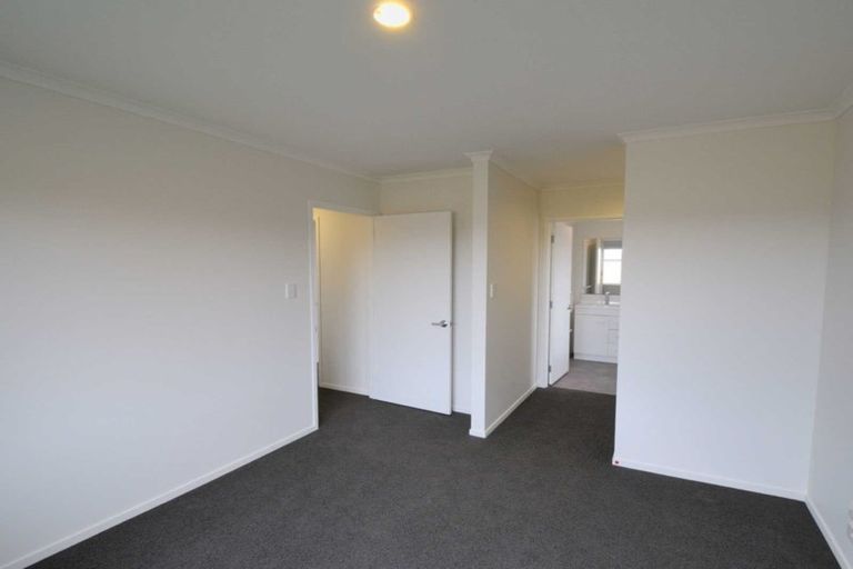 Photo of property in 48 Shillingford Boulevard, Rolleston, 7615
