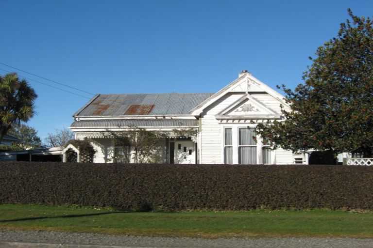 Photo of property in 19 Arthur Street, Winton, 9720