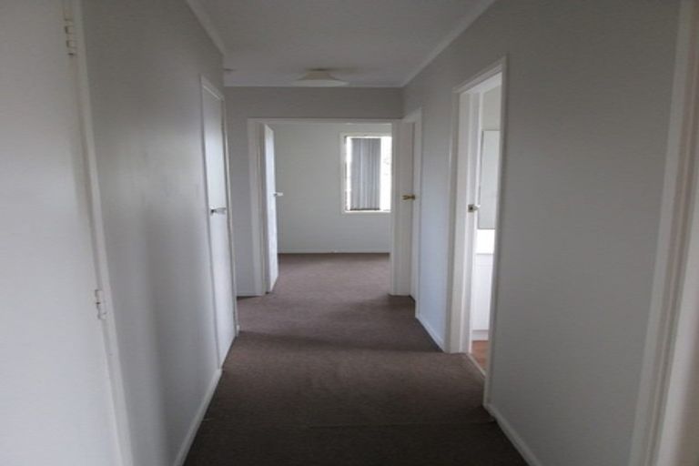 Photo of property in 537 Swanson Road, Ranui, Auckland, 0612