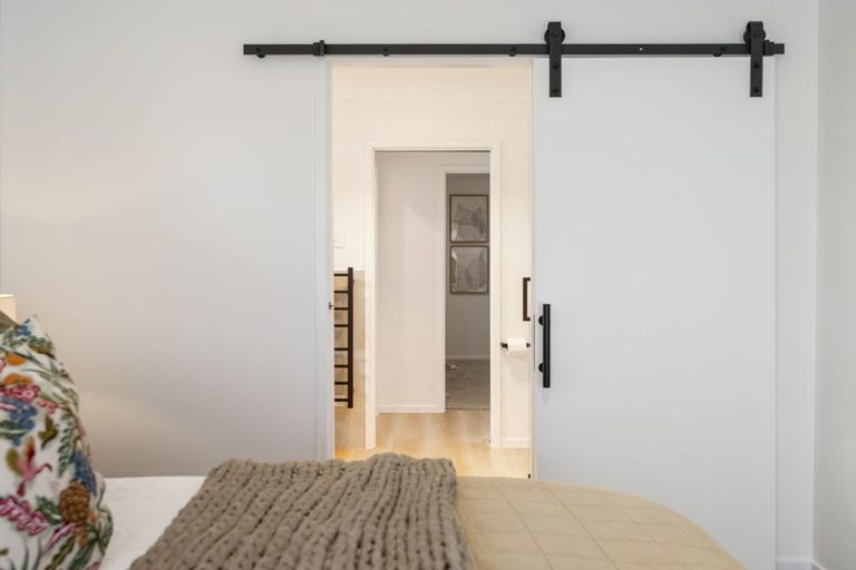 Photo of property in 5 Kasia Close, Massey, Auckland, 0614