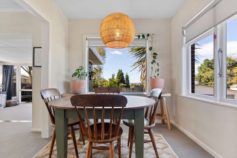 Photo of property in 27 Roosevelt Road, Western Heights, Rotorua, 3015