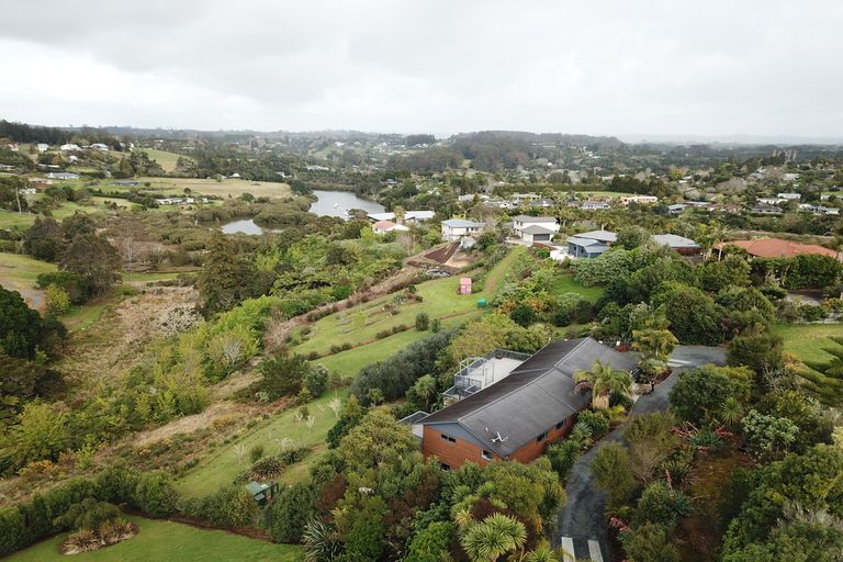 Photo of property in 27 Rarere Terrace, Kerikeri, 0230